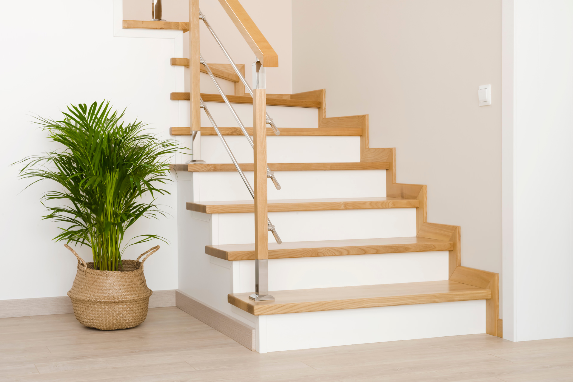 /app/uploads/2021/06/Staircase-1.jpg